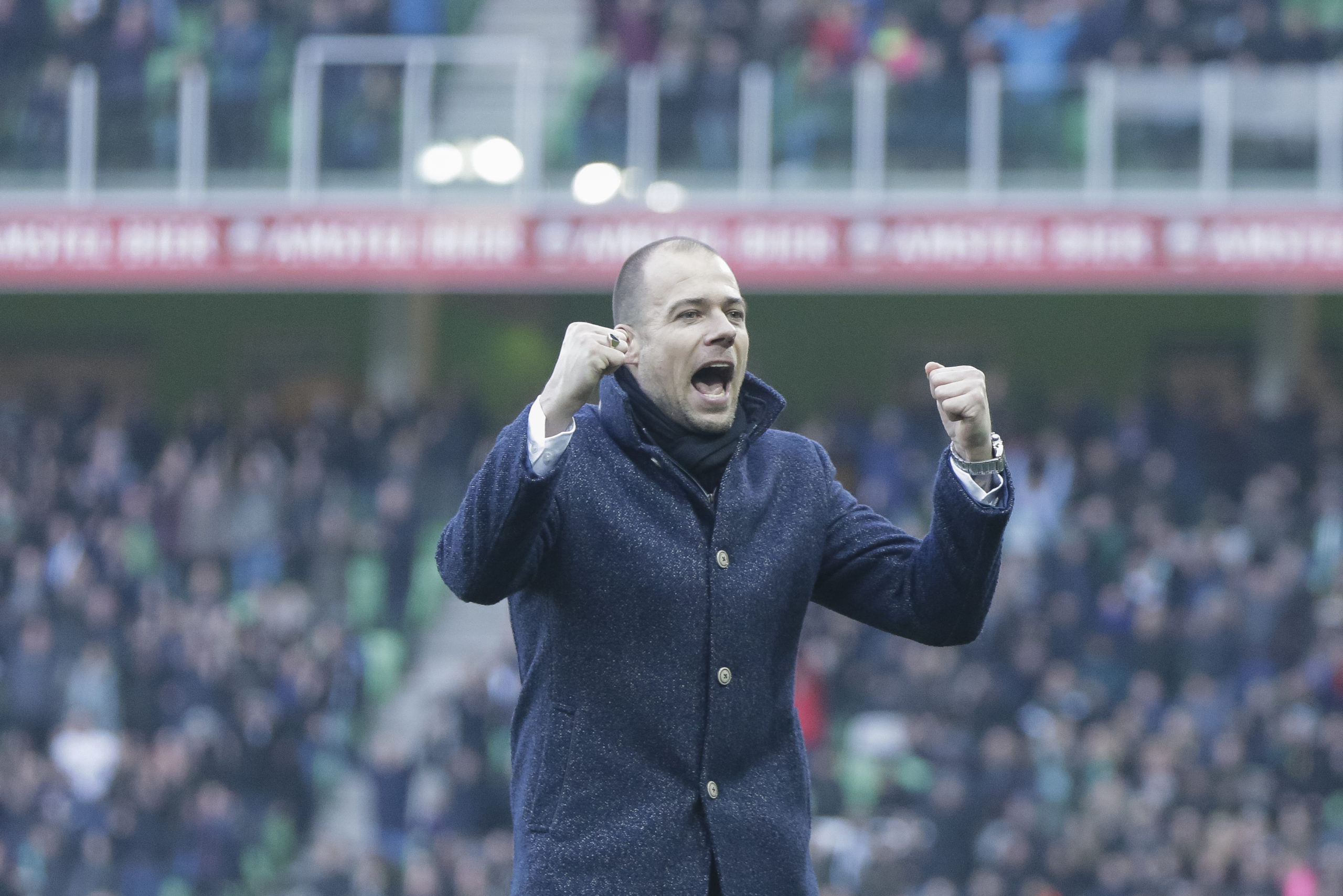 Juichend bij goal tegen Ajax